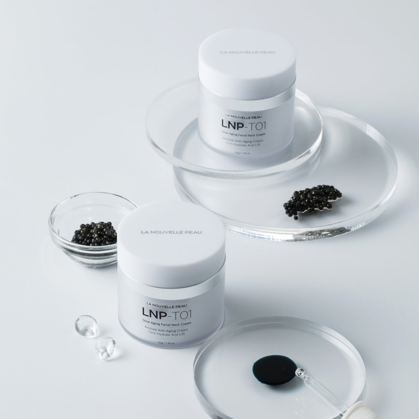 T01 Face and neck cream to slow down aging